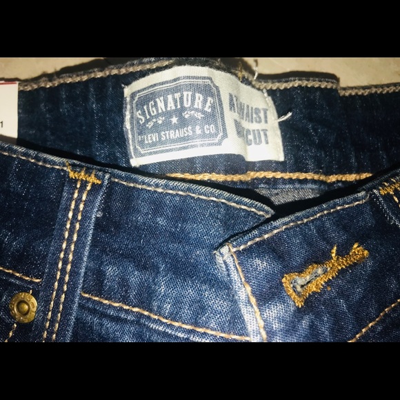 🆕 Levis Jeans women Misses Size 8 Sold as is. - Picture 3 of 8